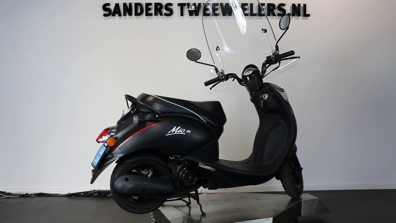 Sym Mio mat zwart - YouTube