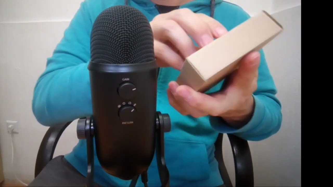 ASMR - EXTREMELY FAST AND AGGRESSIVE Cardboard Box Tapping and Scratching (no talking)
