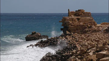 Quali placche si incontrano in prossimità della penisola italiana?
