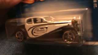 37 Bugatti 2001 Hot Wheels