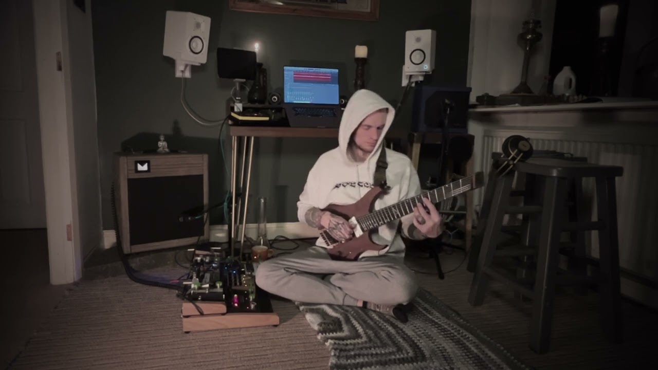 Meditation 070 - Live Improvised Ambient Cinematic Guitar Looping in A Minor