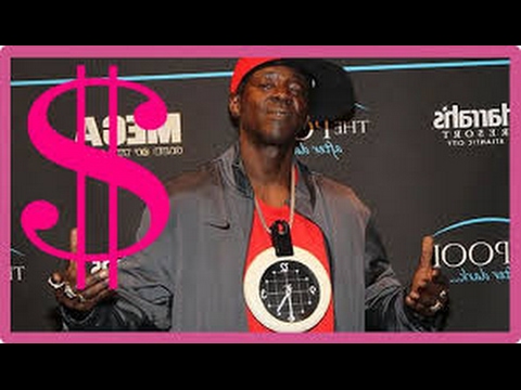 Video: Flavor Flav Net Worth: Wiki, naimisissa, perhe, häät, palkka, sisarukset