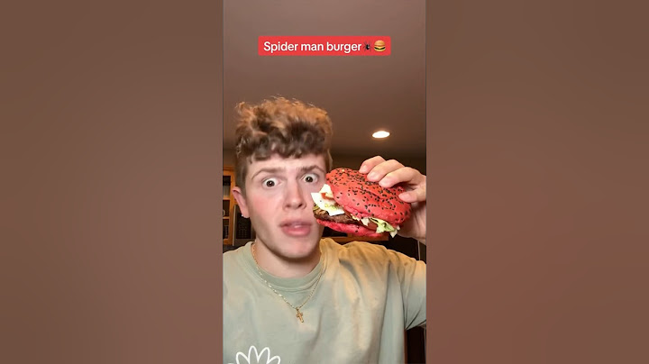 Eating and rating Burger King’s new Spider Man burger!