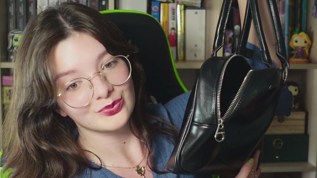 ASMR QUE LLEVO EN MI BOLSO DE LA UNIVERSIDAD (random triggers)