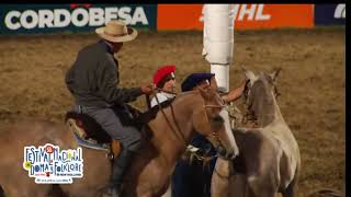 Jineteadas de caballos Festival Doma y Folklore de Jesús María 2024 noche 6