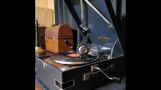 あきれたぼういず ♪浪曲溫泉♪(下)1941年 78rpm. Columbia Model No G ー 241 phonograph.