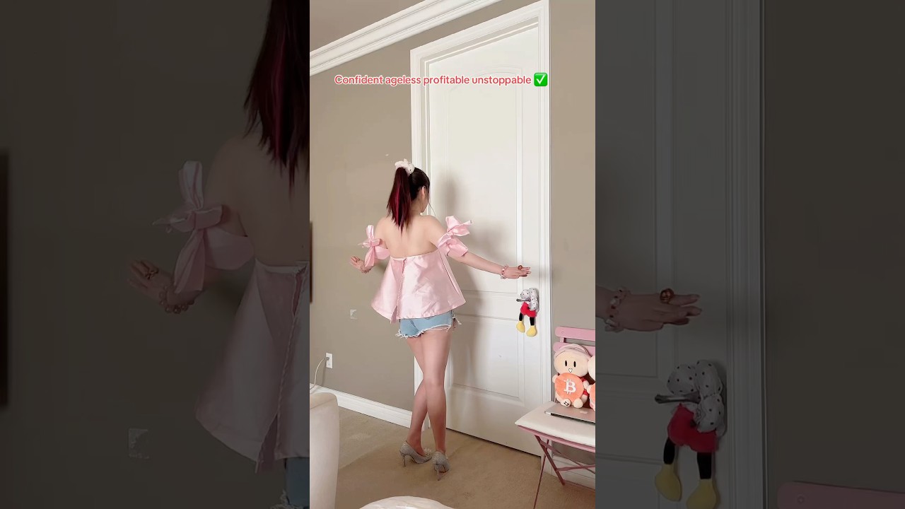 confident ageless 👠