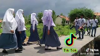 Tik Tok Anak Sekolah