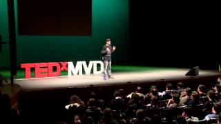 Los videojuegos enseñan mejor que la escuela: GONZALO FRASCA at TEDxMontevideo 2012