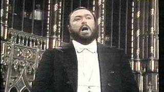 Luciano Pavarotti - Montreal - 1978 - Adeste Fideles