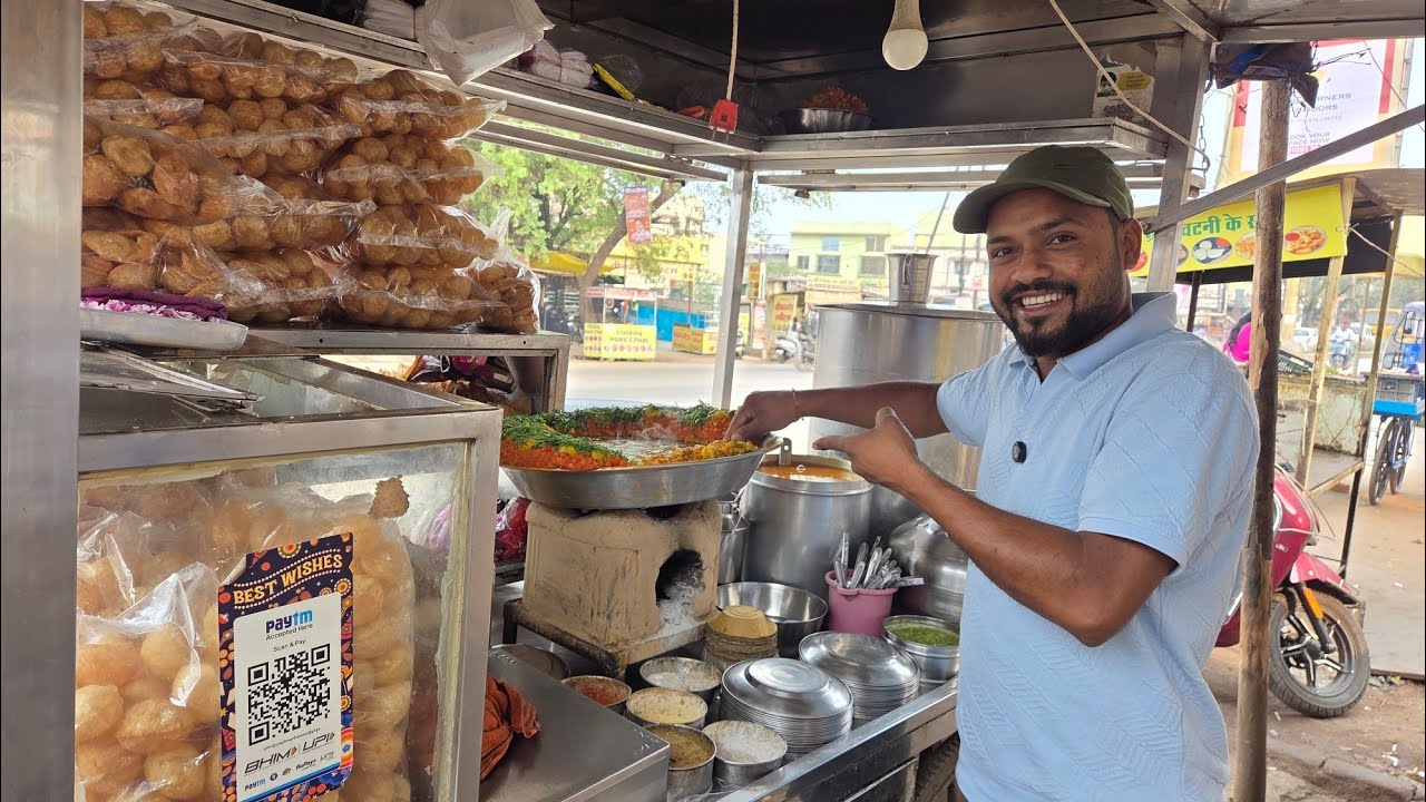 Yaha Banti Hai Chulhe Wali Chaat 😀