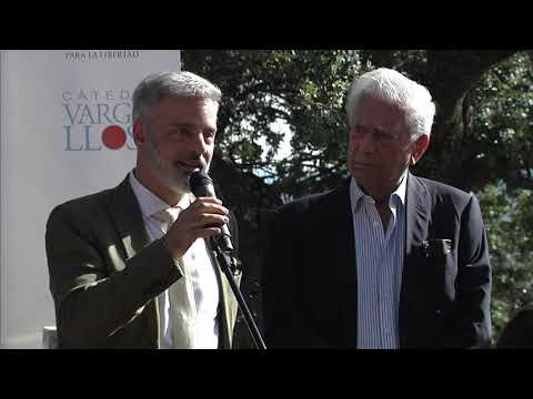 Vargas Llosa: "El objetivo es mantener vivo el español literario"