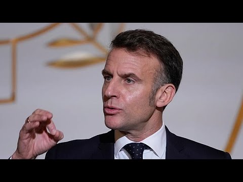 Эксперты: цель российской операции по дезинформации - вовлечь президента Франции в дело Эпштейна
