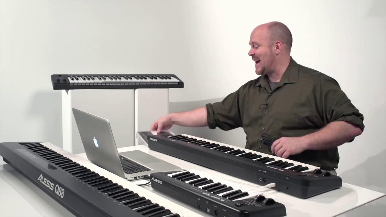 Alesis Q49 Keyboard Review - Playing \u0026 Recording Piano Riffs | Audio Mentor