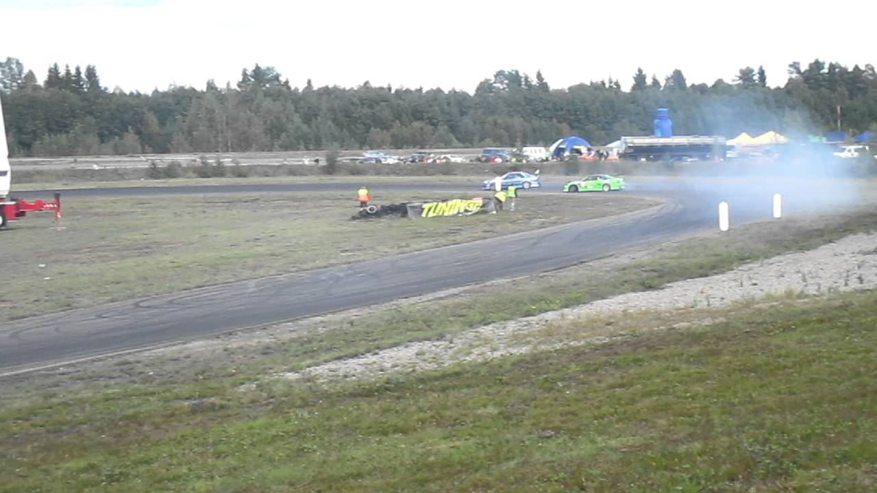 Mika Kivi vs. Tapio Murtoo, Drifting SM 2011