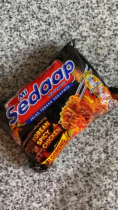 Mi Sedaap Korean Spicy Chicken — #shorts #noodles #snack #letseat #spicy