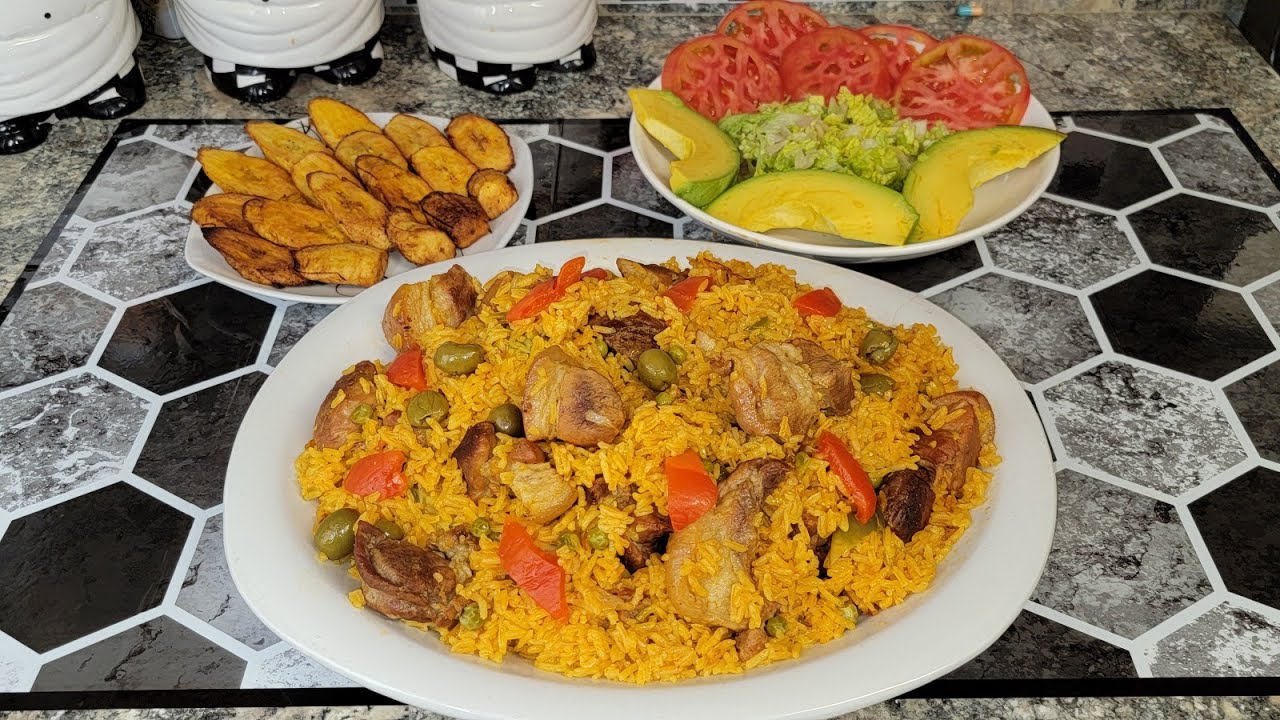 Arroz con masas de cerdo.Si quieres compartir algo especial sigue hasta el final,disfrutalo.