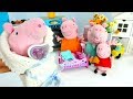 Vídeos de Peppa Pig - Piggy George es un bebé.