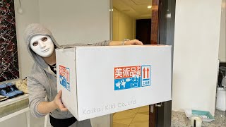 村上隆さんから巨大な箱が届いた！【#ドッキリ #ラファエル】