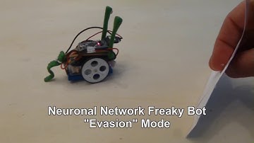 Neuronal Network Arduino Robot in "EvasionMode"