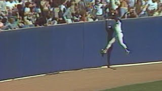 Celebrity Winfield robs Armas of a homer in 1981 ALCS Game 2 Net Worth