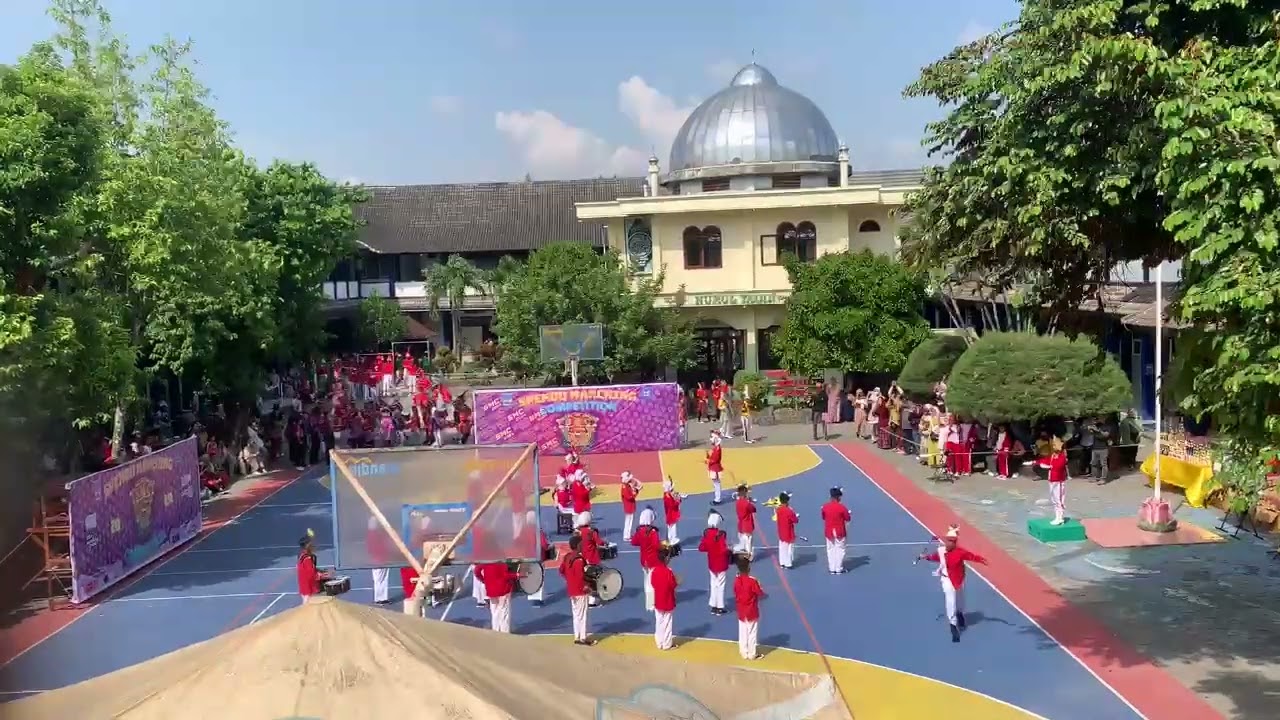 marching band SDN 22 PRAYA