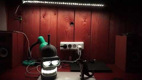 Pinder(Raspberry Pi + Bender) Episode 1001(Bender controls the light)