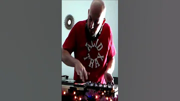 Breaks Bass Scratches 