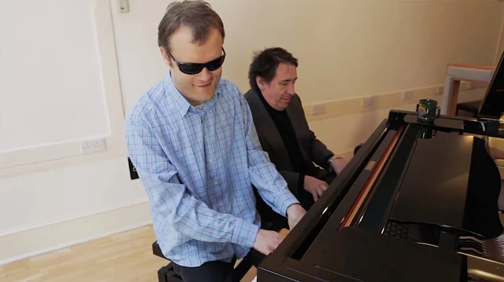 WOW - 🎹 Watch Jools Holland and Blind Savant Genius Derek Paravicini Finger Busting at the Piano!