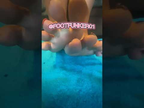 FOOTFUNKER  🦶🏼👅🦶🏼 New Information on channel update #footfunker #feet #vacuum #feetvacuum