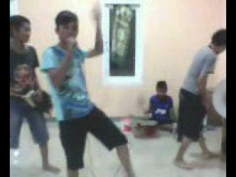 Budak kalbar pabuaran ngerock