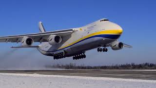 AN-124-100's take off and low-pass.