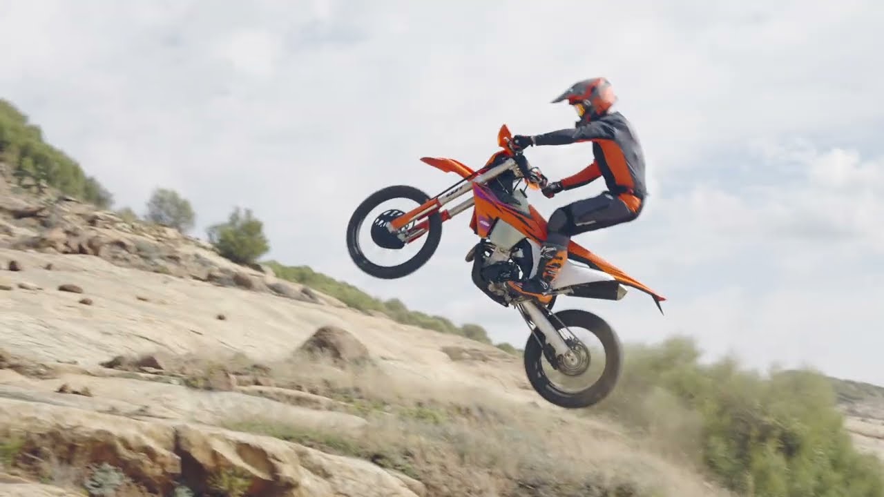 2024 KTM EXC models with 95% new components (KTM 150, 250, 300 EXC, KTM  250, 350, 450, 500 EXC-F) 