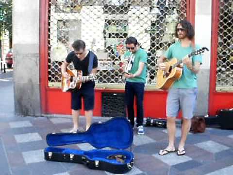 YouTube पर Eli "Paperboy" Reed en la calle Arenal देखें YouTube पर Eli "Paperboy" Reed en la calle Arenal देखें
