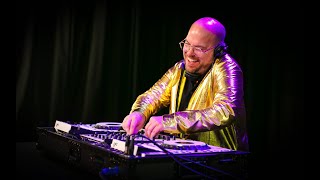 Around010 Bookings Dj Royaal