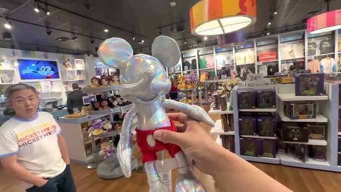 Disney Store Walkthrough at Galleria Mall in Houston, Texas - June 2021 