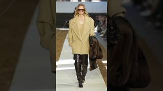🐴🍂Stella McCartney lets horses steal the show Fall-Winter 2026-27 at Paris Fashion Week #shorts