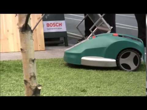 Video: Robottiruohonleikkuri: Yleiskatsaus Robomow-, Gardena Sileno- Ja Muista Robottiruohonleikkureista. Kuinka Ruohonleikkuri Toimii? Omistajan Arvostelut