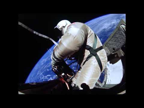 Gemini 4 EVA