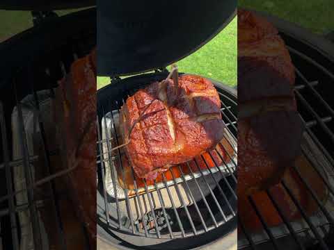 Happy Friday smokin a pork butt and carrying the best modern on the planet…… Coldsteel Atlas!!!! ????