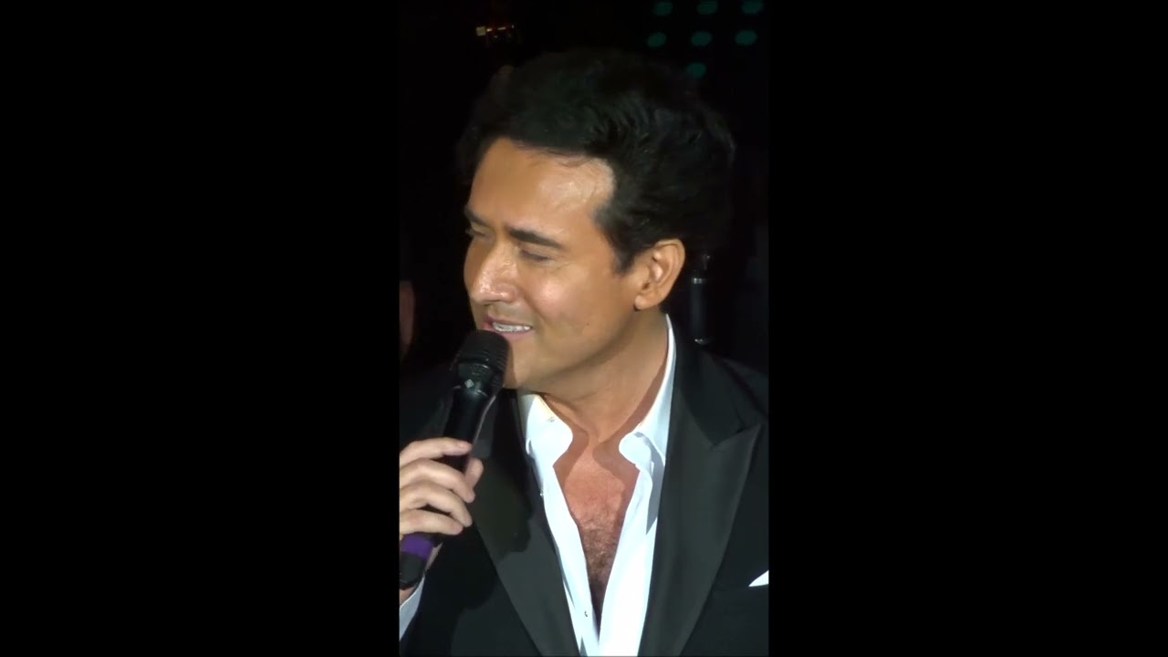 Carlos Marin en concierto -   Medley latino