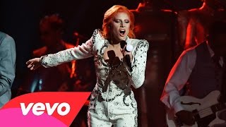 Video thumbnail of "Lady Gaga 2016 Grammy Awards David Bowie Tribute Performance Makeup"