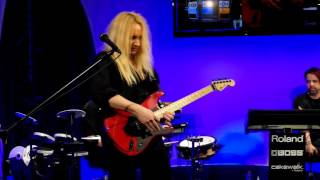 Robert Marcello guitar demo - NAMM Music Industry Show 2013