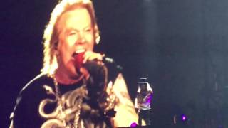 Guns N' Roses - This I Love w/ slash Solo Philadelphia, PA July 14, 2016