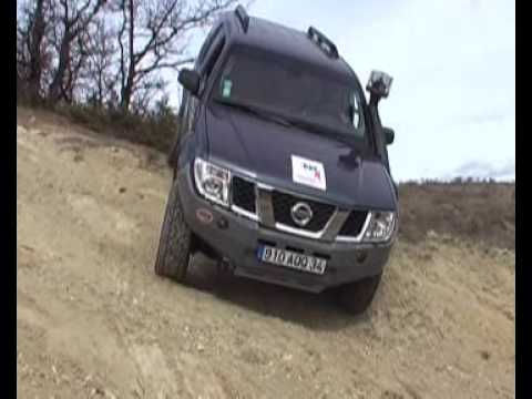 DriveArabia Video: Nissan Patrol 2010 offroad course 