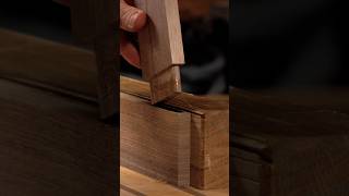Squeezing into the Weekend with some #satisfying #woodworking