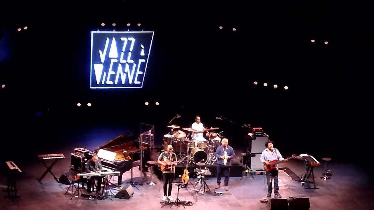 Herbie Hancock Phoelix (Ballad on vocoder) Jazz à Vienne, 12/07