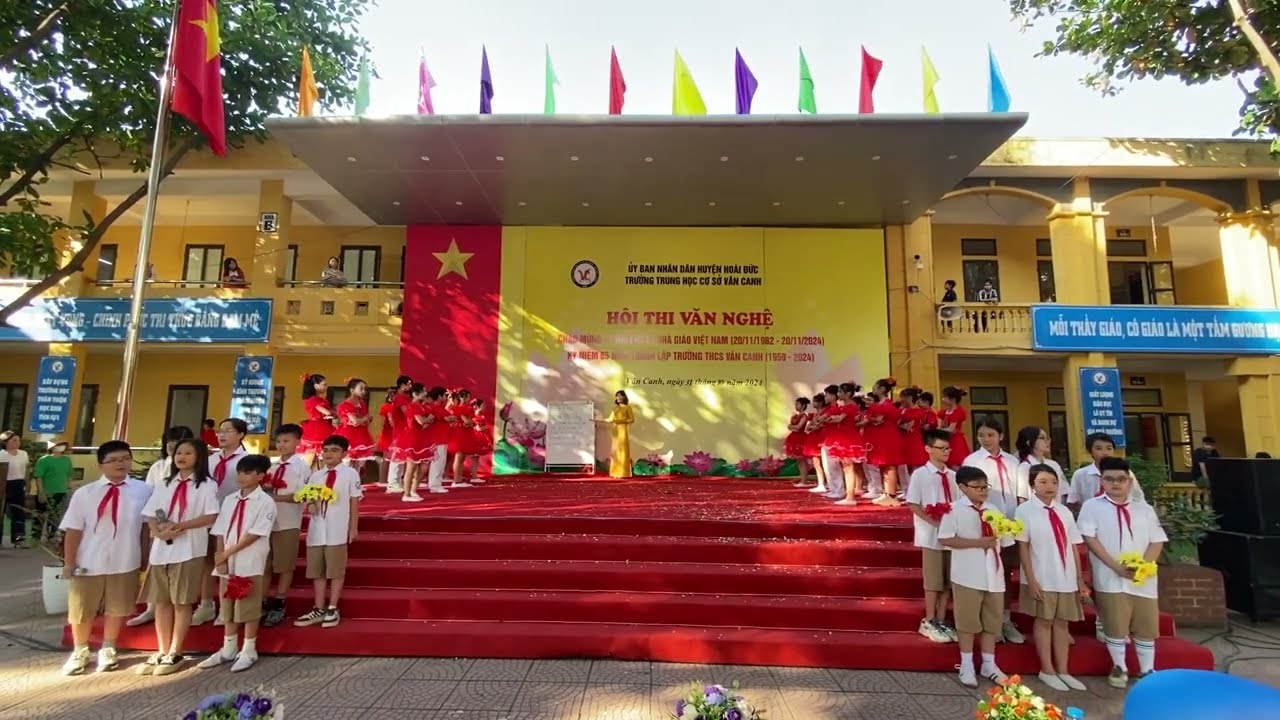 Mashup Bài học đầu tiên/Em yêu trường em - Chi đội 6A1 trường THCS Vân Canh (2024-2025)