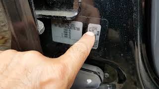 How to find your paint colour code on a Renault Zoe (or other Renault vehicles)