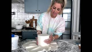 Jenna Rae Cakes Tutorial-  How to Cover a Cake in FONDANT!